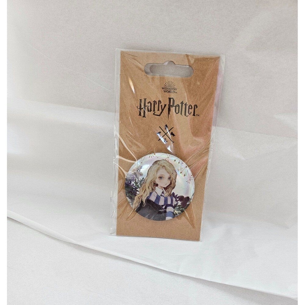 wizarding world of Harry Potter button